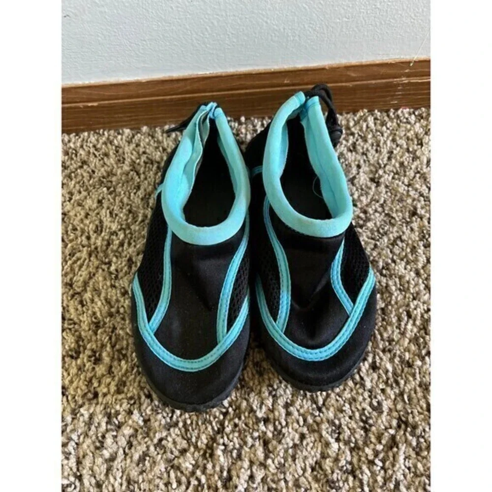Water shoes with ties size‎ 13